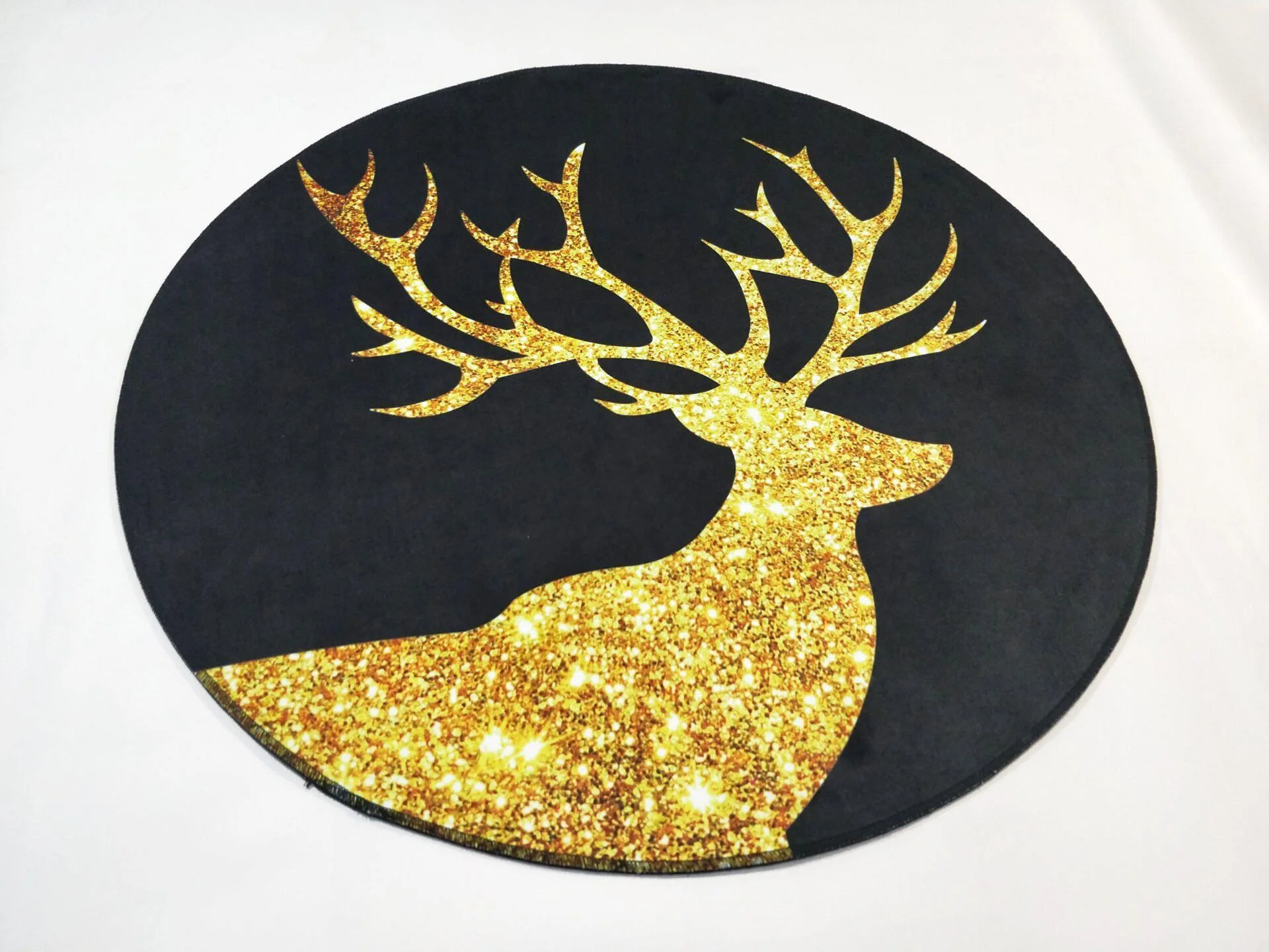 Runder Teppich <br> Goldhirsch